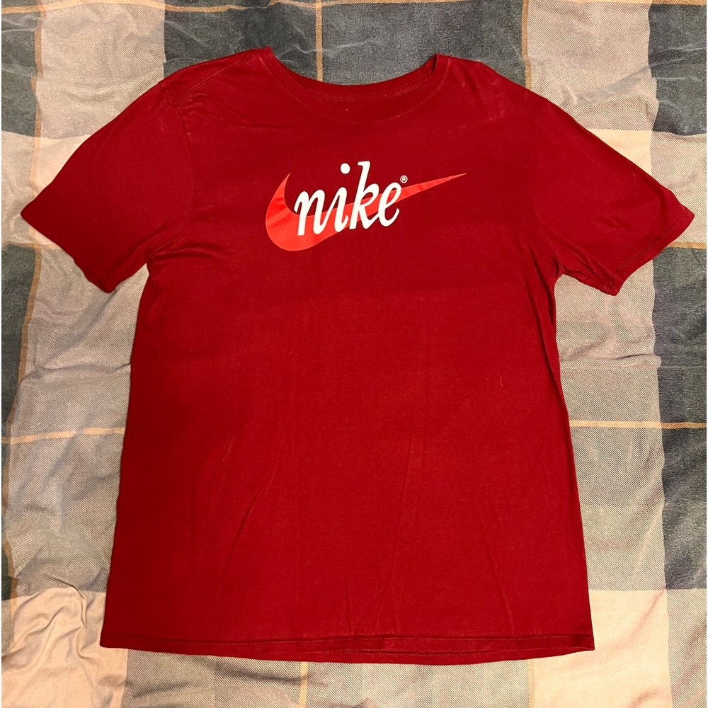 Large Nike Graphic T-Shirt
